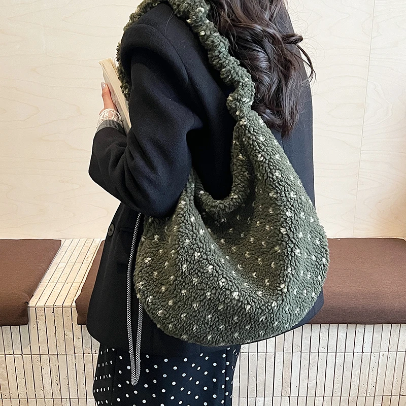 2025 Winter New Style Fluffy and Stylish Lamb Wool Dumpling Bag Large Capacity Versatile Shoulder Crossbody Bag 8009MY - Image 2