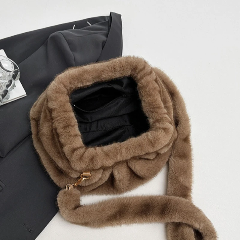 Faux Fur Shell Crossbody Bag Trendy Wrinkle Design Women Shoulder Bag for Autumn Winter Fashion Plush Clutch Bag - Image 5