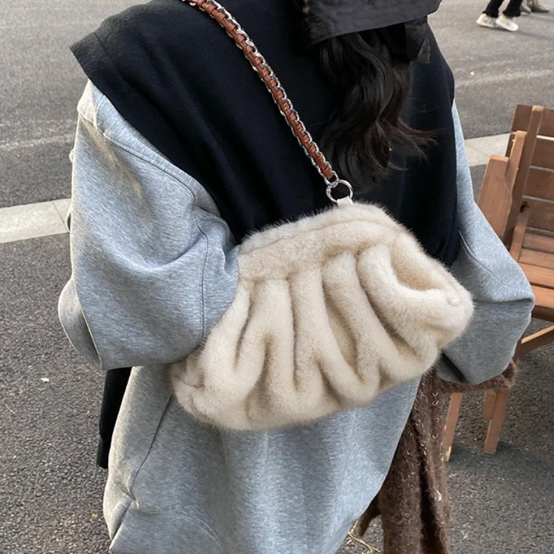 Pleated Design Faux Fur Shoulder Bags For Women 2026 Luxury Designer Purses And Handbags Winter Warm Soft Plush Hobo Bags - Image 2